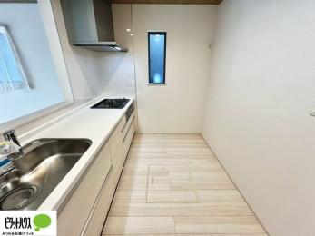 Lb`@VzȂł͂̃sJsJ̃Lb`͖̂yĂ܂ˁB