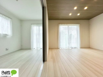 ̑ρ@rOׂ̗m͂qlƗV񂾂AƎAQȂǎglXłB