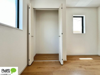 [@傫Ȏ[͂mׂG݂Ղ肵܂܂B