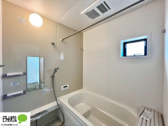 @̔ĂoX[͍LXBx͂qlƈꏏɗVтȂ܂ˁB