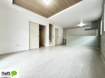 rO@傫ȑ̂郊rO͖邭AʂǂAƑ݂Ȃ̏΂n܂