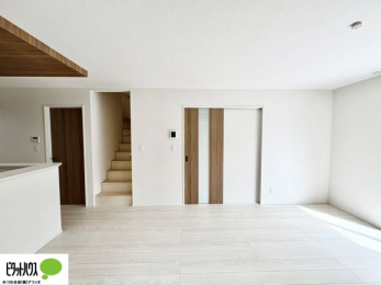 rO@RƉƑ̊炪킹lC̃rOCKiB