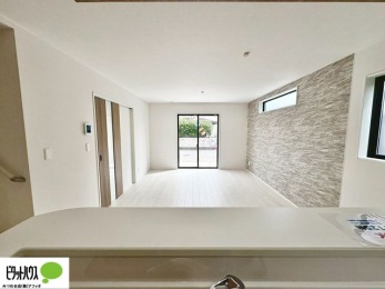 rO@傫ȑۓIȃrÓA邢CɂĂ܂ˁB