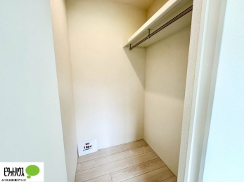 [@G߂Ƃ̈ߗނ̐WICŃNN