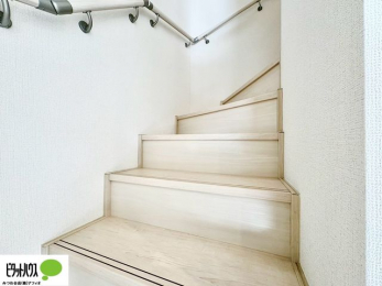 ̑@肷tKiBȂqlNz̕Sɏ艺ł܂B