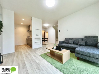 ̑@傫ȑ̂郊rO͖邭AʂǂAƑ݂Ȃ̏΂n܂