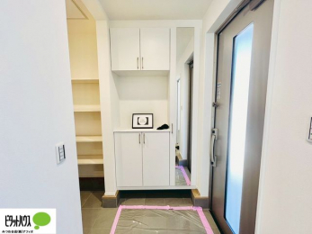 ց@V[Y{bNXɂ́AgȂ݃`FbNłSg~[tI