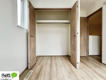 [@ꂼ̂Ɏ[Xy[X̂ŃvCx[gȉוg߂ɒuƂł܂B