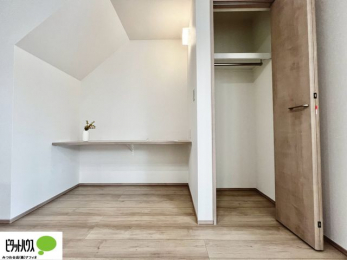 ̑@JE^[tLDKBql̉ƒwKe[Nɂ