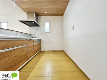 Lb`@VzȂł͂̃sJsJ̃Lb`͖̂yĂ܂ˁB