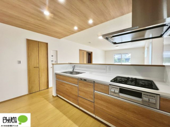 Lb`@lC̃JE^[Lb`́ArOɂ邲Ƒ̗lqf܂B