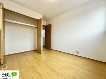 [@傫Ȏ[͂mׂG݂Ղ肵܂܂B