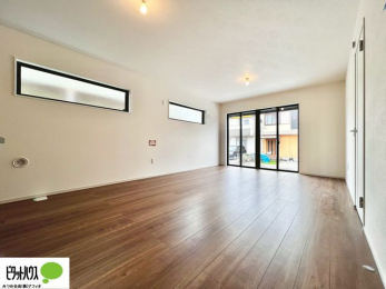 ̑@傫ȑ̂郊rO͖邭AʂǂAƑ݂Ȃ̏΂n܂