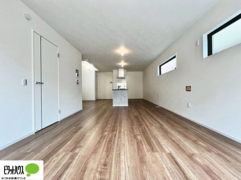 rO@LXkcjȊ傫ȃ\t@uĂfӏ܂ǂłˁB