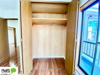 [@傫Ȏ[͂mׂG݂Ղ肵܂܂B