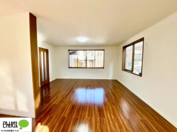 ̑@LXkcjȊ傫ȃ\t@uĂfӏ܂ǂłˁB