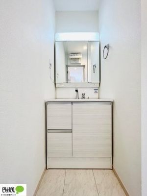 ʑEʏ@{Hʐ^F傫ȋŌ₷ʉϑł