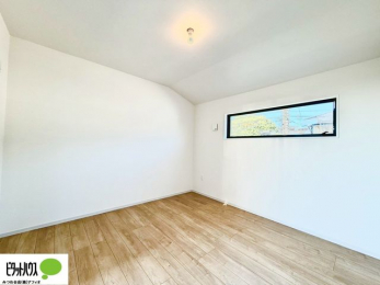 ̑@hH\AfMAՔM\AȃGl\ɗDꂽwKXqWƂĂ܂B