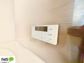 ̑@[Xy[X5cm݂ŃAW\Bglɍ킹ĂD݂Ŕzuł܂