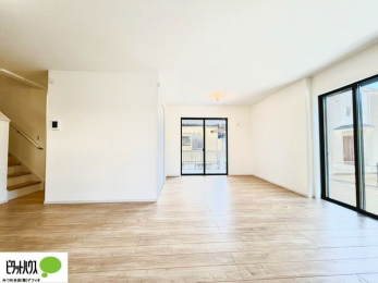 gC@{Hʐ^@1E2KEHVbggCB