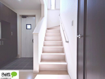 ̑@肷tKiBȂqlNz̕Sɏ艺ł܂B