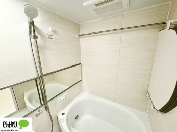 @̔ĂoX[͍LXBx͂qlƈꏏɗVтȂ܂ˁB