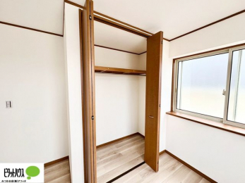 [@傫Ȏ[͂mׂG݂Ղ肵܂܂B