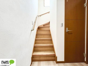 ̑@肷tKiBȂqlNz̕Sɏ艺ł܂B