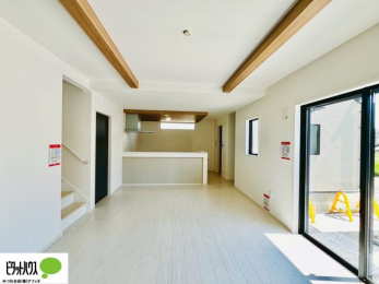 ̑@lC̑ΖʃLb`ŉƑ݂ȂꏏB