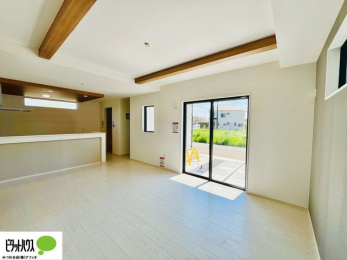 rO@lC̑ΖʃLb`ŉƑ݂ȂꏏB