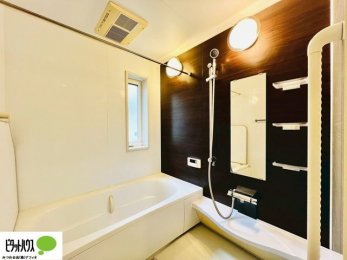 @̔ĂoX[͍LXBx͂qlƈꏏɗVтȂ܂ˁB