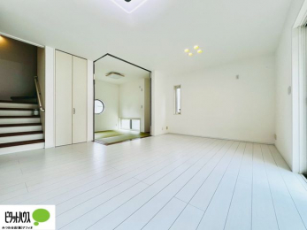 ̑@RƉƑ̊炪킹lC̃rOCKiB