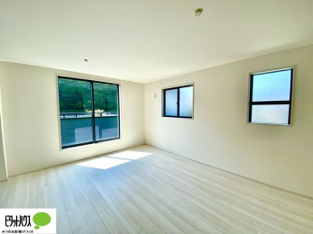 ̑@傫ȑۓIȃrÓA邢CɂĂ܂ˁB