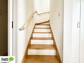 ̑@肷tKiBȂqlNz̕Sɏ艺ł܂B