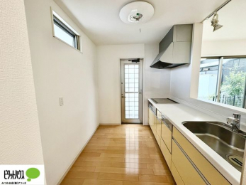 Lb`@ƑƂbȂyłJE^[Lb`