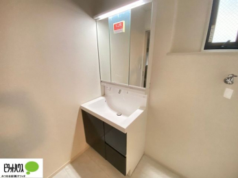 ʑEʏ@{Hʐ^FʎɏAJr\hɂB傫ȋŌ₷ʉϑł