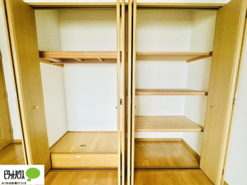 [@傫Ȏ[͂mׂG݂Ղ肵܂܂B