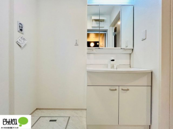 ʑEʏ@{Hʐ^@ĝOʋB24ԊC̊CƑ萴̂ʎłB