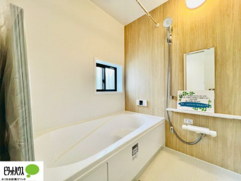 �����@�{�H��ʐ^�@�����̔�������Ă���闁���͍L�X�������B�x���͂��q�l�ƈꏏ�ɗV�тȂ������܂��ˁB