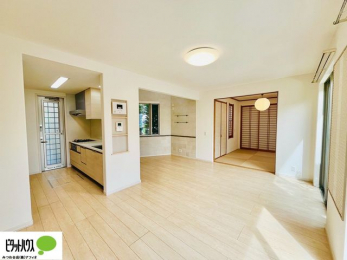 rO@lC̑ΖʃLb`ŉƑ݂ȂꏏB