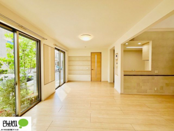 rO@傫ȑۓIȃrÓA邢CɂĂ܂ˁB