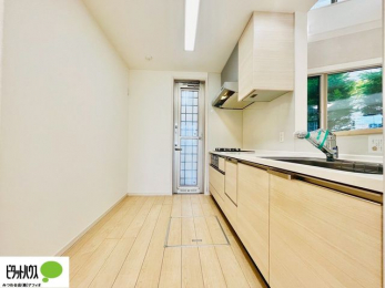 Lb`@ƑƂbȂyłJE^[Lb`