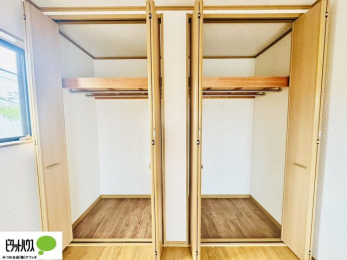 [@傫Ȏ[͂mׂG݂Ղ肵܂܂B