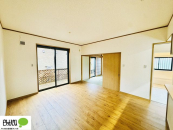 ̑@傫ȑۓIȃrÓA邢CɂĂ܂ˁB