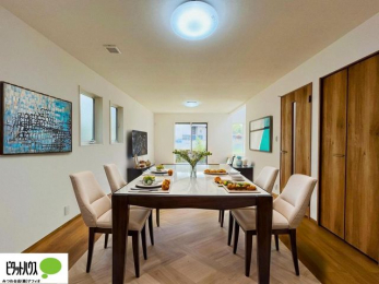 rO@lC̑ΖʃLb`ŉƑ݂ȂꏏBۂ̎ʐ^CGŉƋzuC[WłAۂƂ͑قȂ܂B