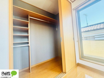 [@傫Ȏ[͂mׂG݂Ղ肵܂܂B