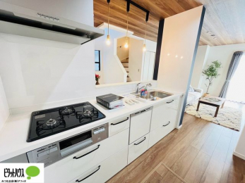 Lb`@VzȂł͂̃sJsJ̃Lb`͖̂yĂ܂ˁB