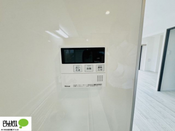 ̑@ȂqlNz̕Sď艺łA肷tKi