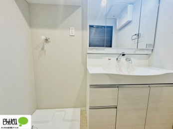 ʑEʏ@Oʋ̗AVNȂǑ[ALXƂʉϑłB