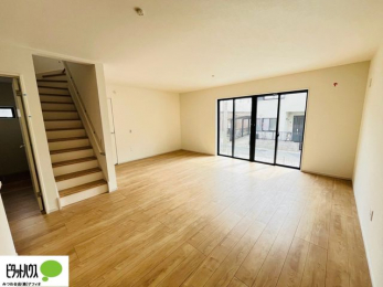 rO@RƉƑ̊炪킹lC̃rOCKiB